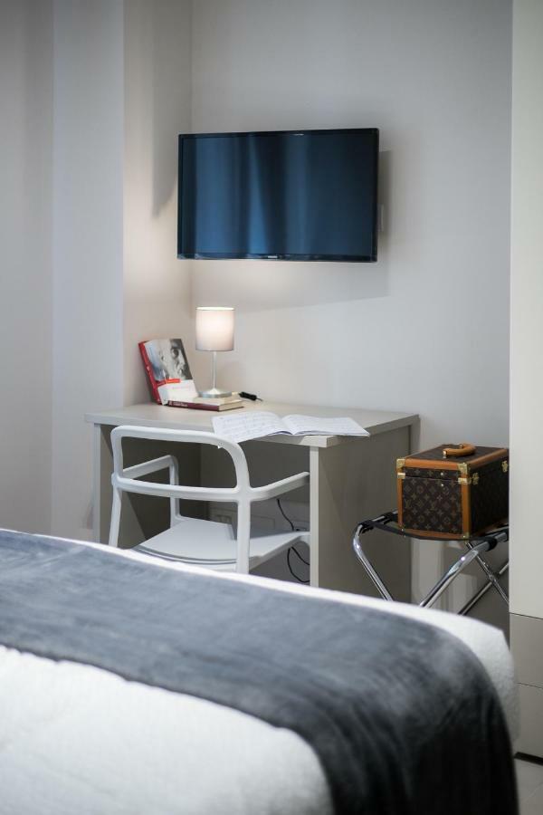 Domus Blu Parma Hotel Luaran gambar